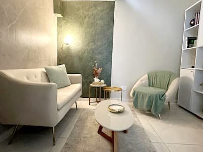 Aline Nunes Wolf - Psicoterapeuta | Psicanalista | Atendimento Online e Presencial | Adultos, Adolescentes e Idosos em null