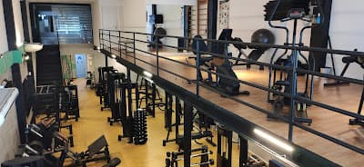 High Point Academia em null