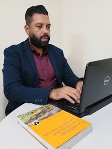 Psicólogo Valdeir Viana em null