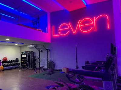 Leven Academias - Paraíso em null