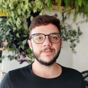 Renan Rodrigues em null