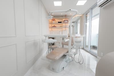 Dra. Rebecca Toni - Eccenza Odontologia em null