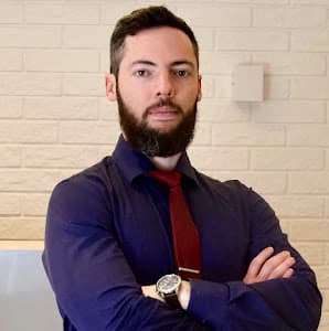 Dr. Caio Magno, Psiquiatra e Terapeuta em null