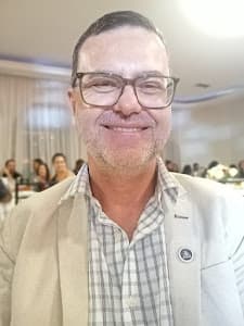 Psicólogo Luciano Costa em null