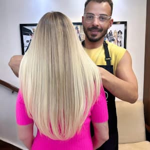 Salão de Beleza The City em null