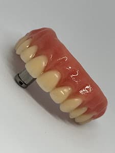 Clinica HR Odontologia | LENTES EM RESINA | IMPLANTE DENTÁRIO em null