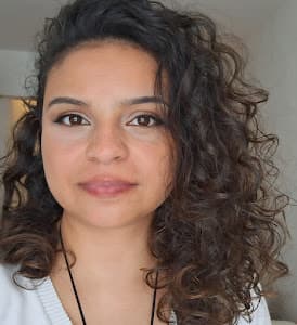 Psicóloga Especialista Clínica e Psicanalista Sheila Nogueira em null